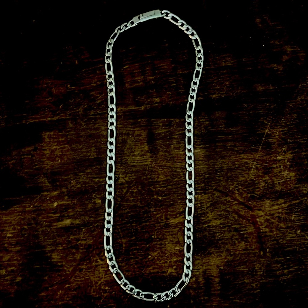 22” men’s figaro stainless steel chain
